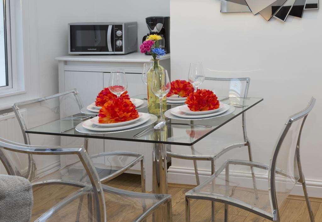 Charming Tower Bridge Apartment Londen Buitenkant foto